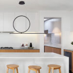 ΦΩΤΙΣΤΙΚΟ ΚΡΕΜΑΣΤΟ LED 32W 100X18 ΛΕΥΚΟ-ΜΑΥΡΟ ARTE ILLUMINA - Image 2